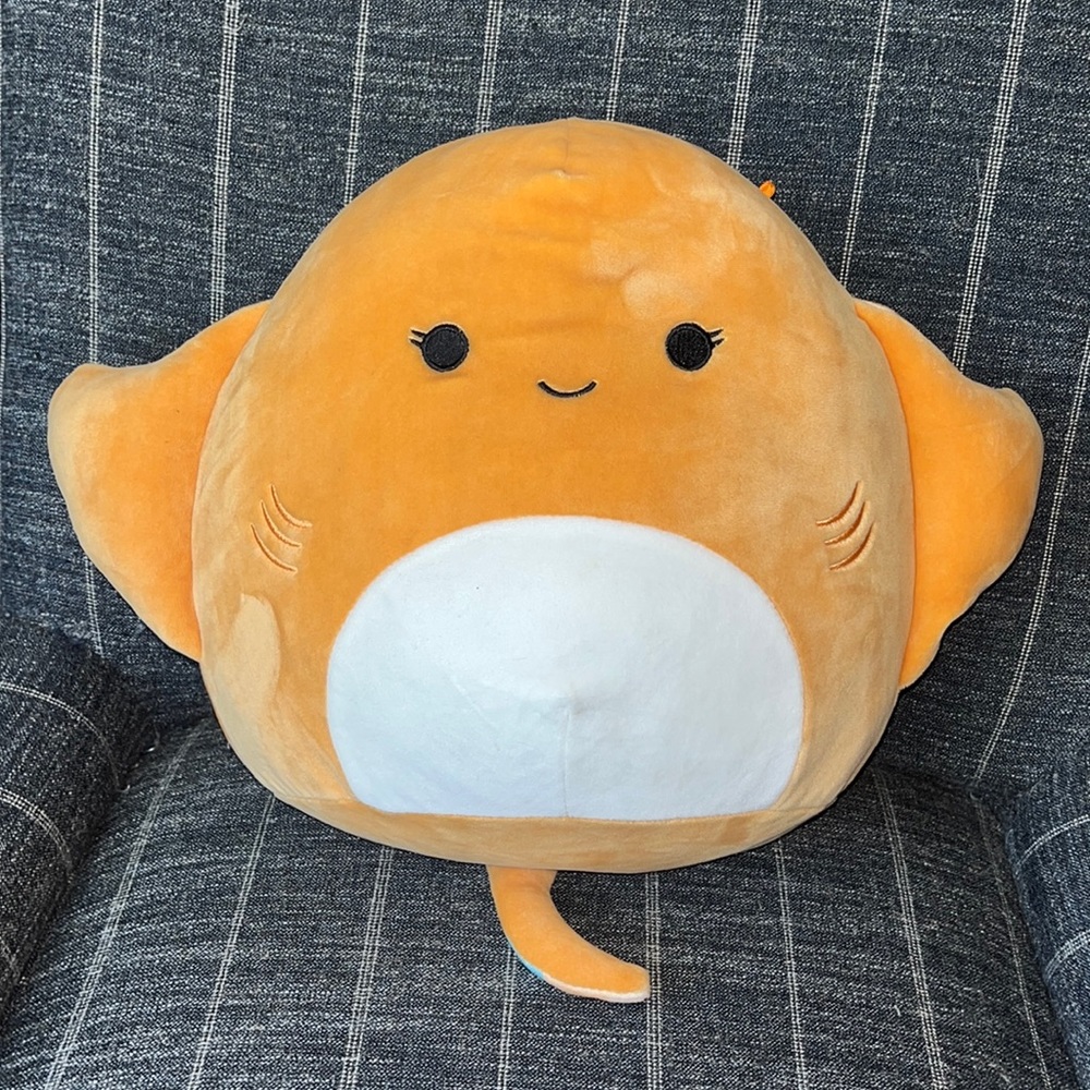 “Halton” Stingray Squishmallow
